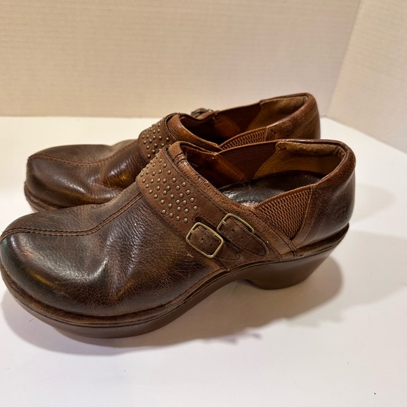 Ariat Leather Clogs Beaded with Buckles 8.5 - Picture 4 of 6